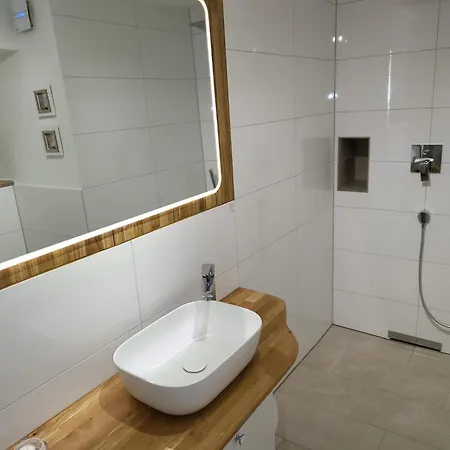Frankfurt-naehe 3 19 Betten Feriehus *